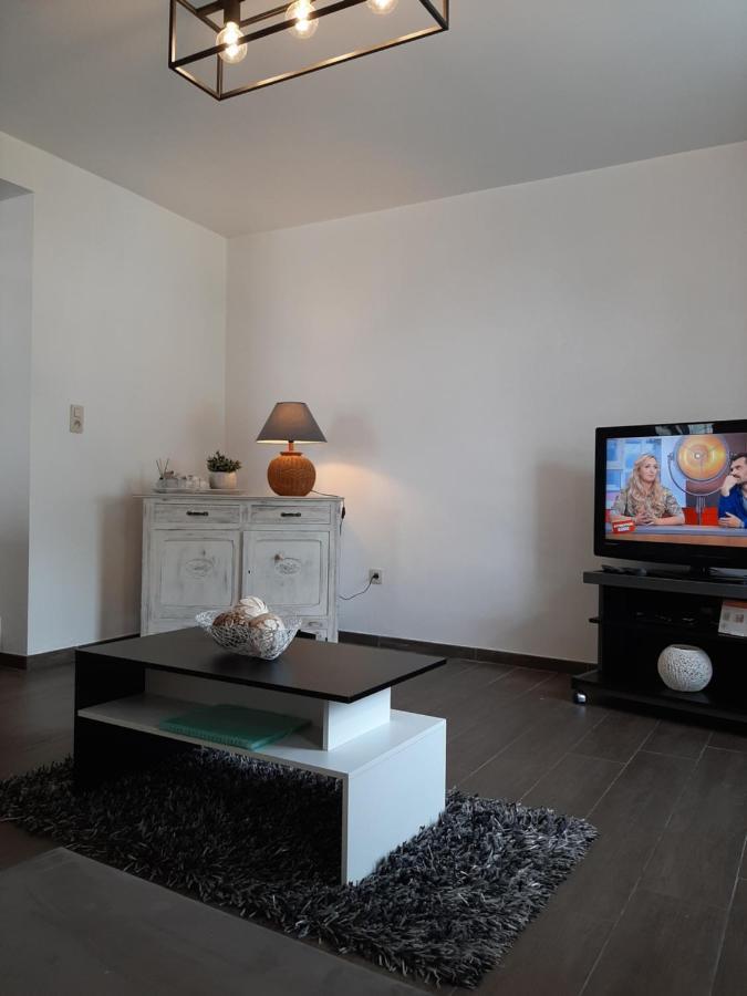 Bousignies-sur-Roc Maison De Campagne En Pierre Bleue-Wifi Et Parking מראה חיצוני תמונה