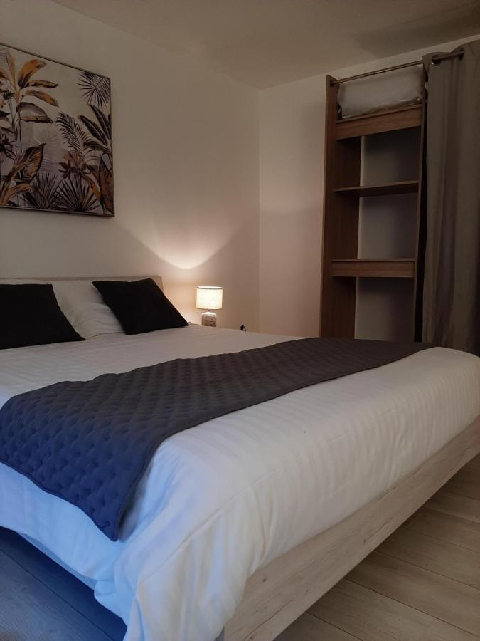 Bousignies-sur-Roc Maison De Campagne En Pierre Bleue-Wifi Et Parking מראה חיצוני תמונה